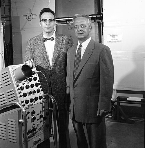 Clyde_Cowan_and_Frederick_Reines.jpg