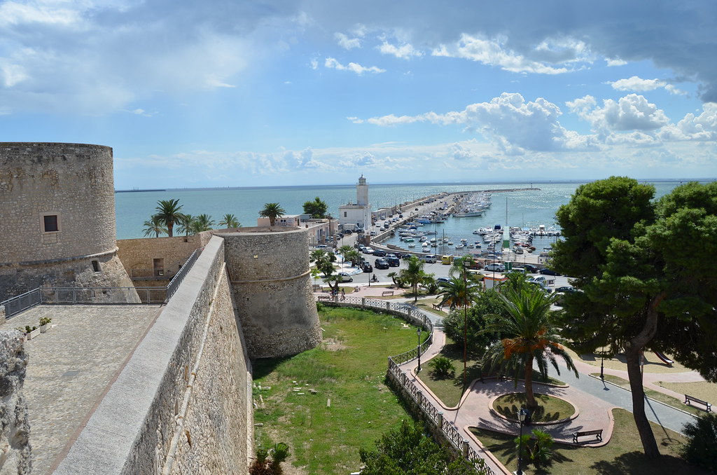castles in puglia