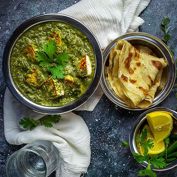 An Indian-style spinach curry with cottage cheese that’s quick to cook and outstandingly delicious_ (1).jpg