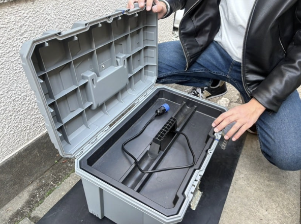 4. プラグは写真のように丁寧に保管をしてください。