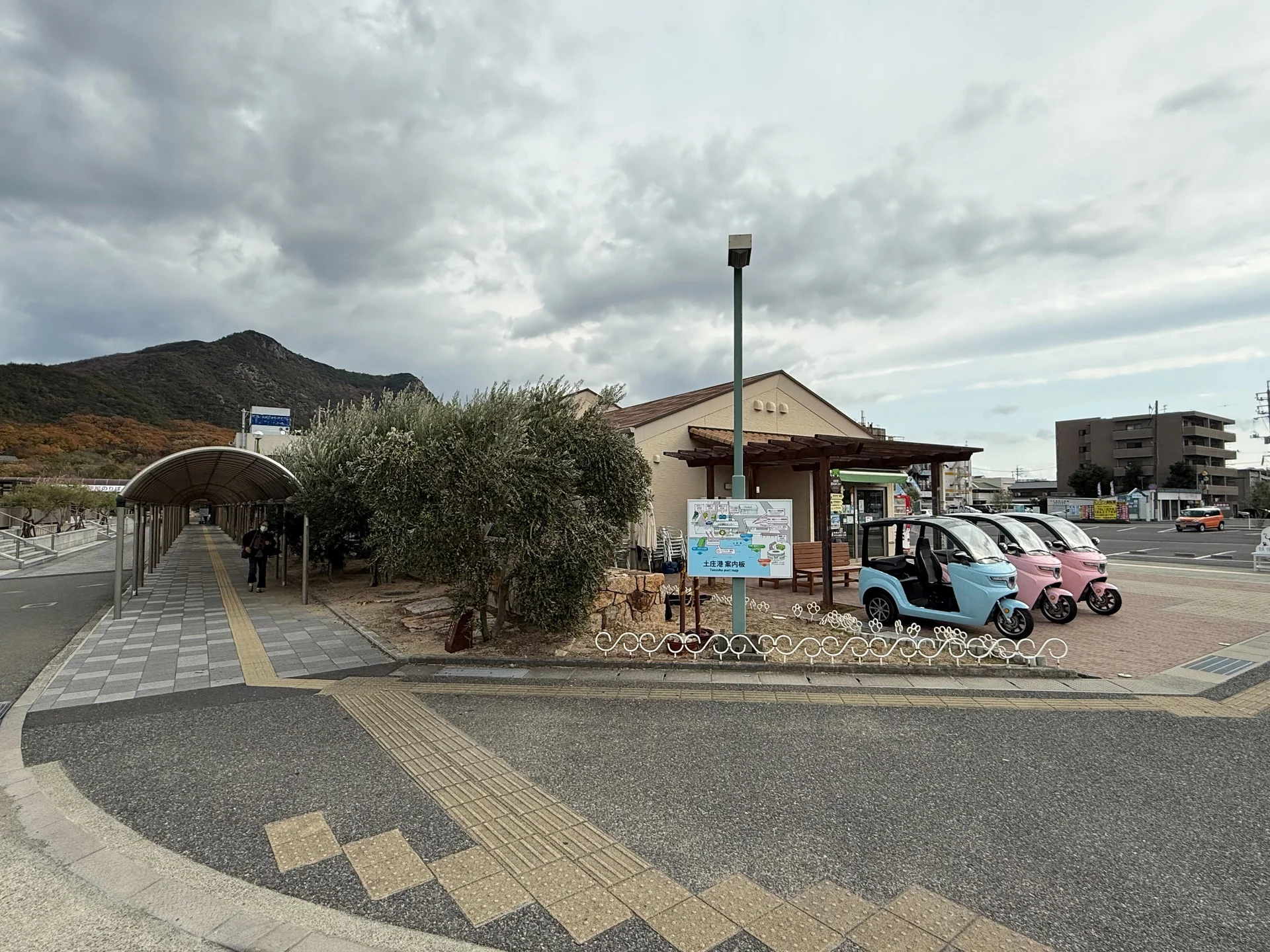 トゥクトゥクはすぐそこにあります