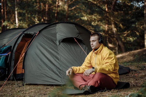 What Should You Look for in Solo Travel Groups?