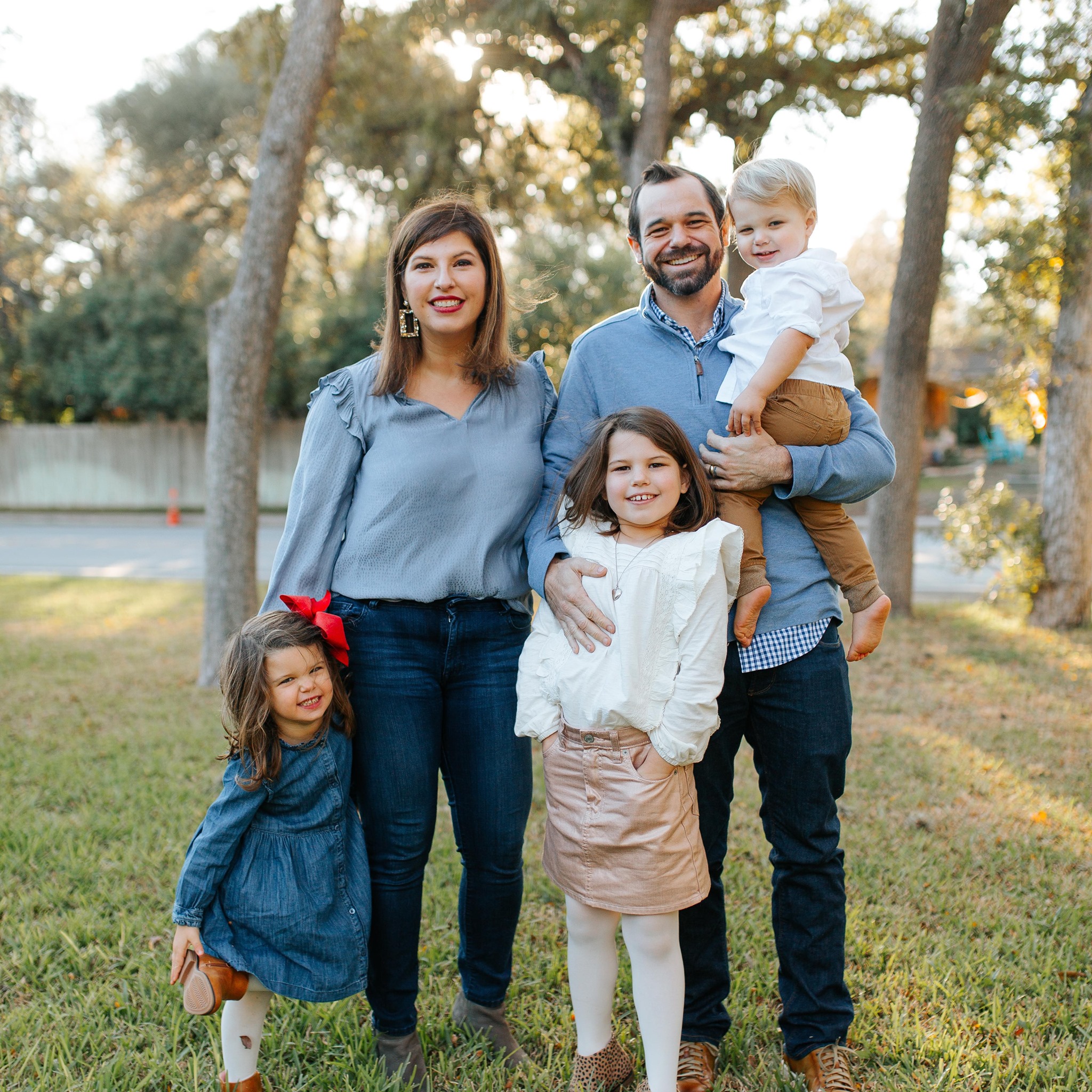 Scott Stephens '06 and family.jpg