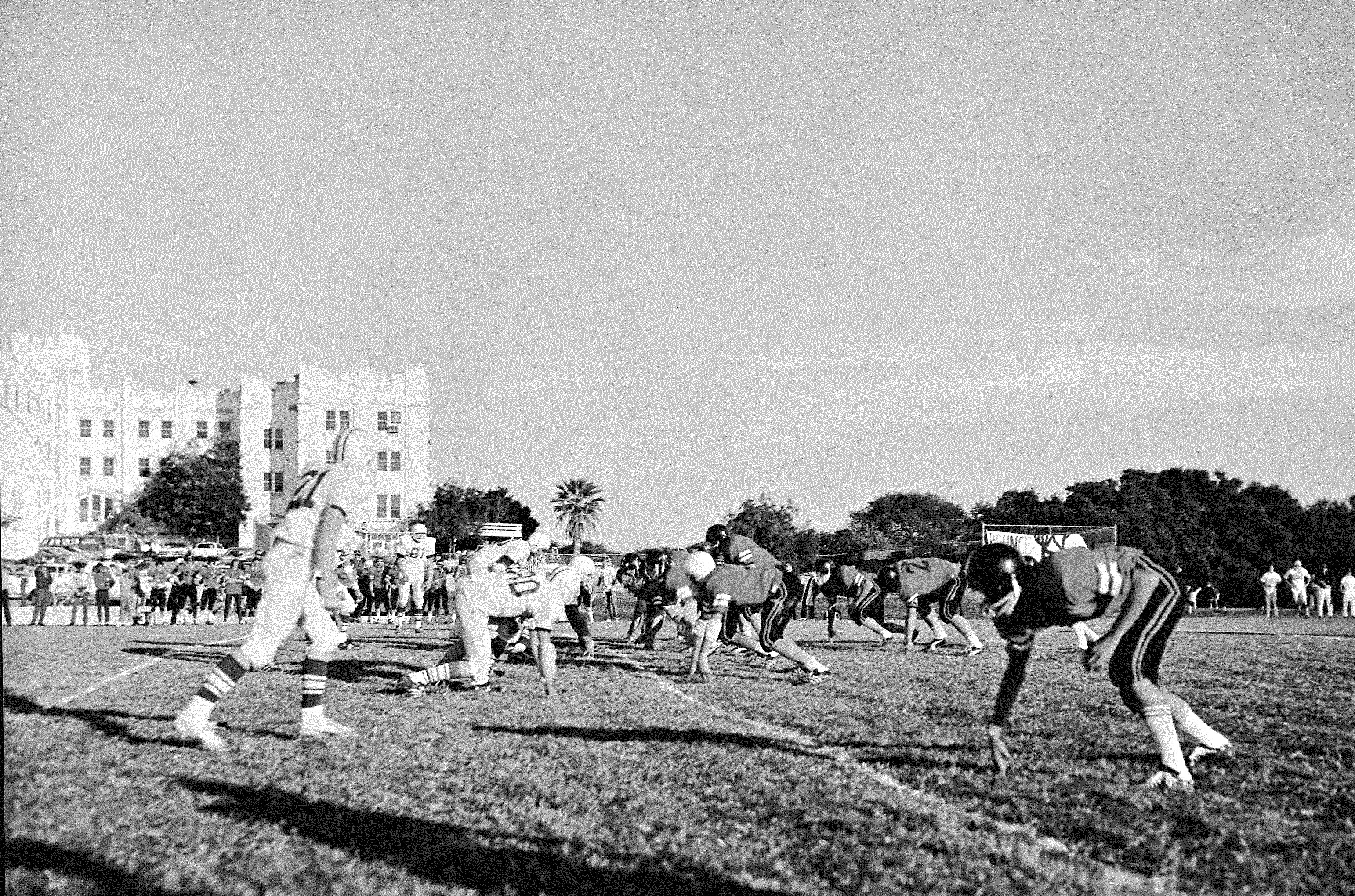 1970s football photo.jpg