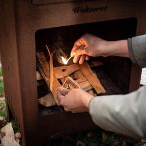 Traditional fire lighting method