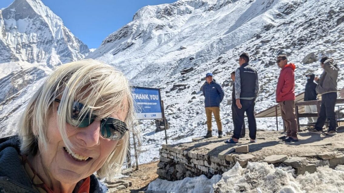Travellers-in-Annapurna-1135x638.jpeg