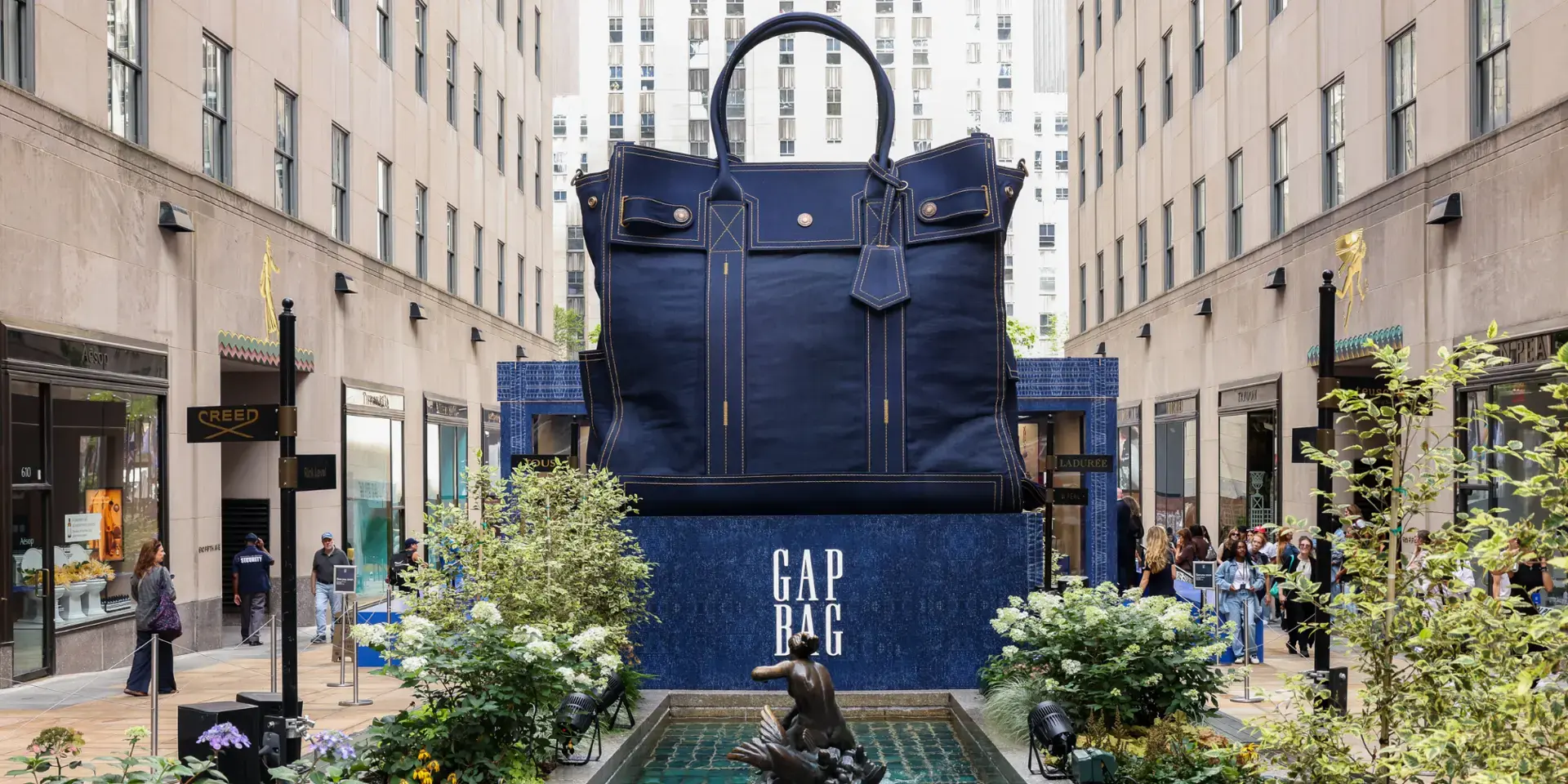 https://www.rockefellercenter.com/events/gapbags-at-rockefeller-center
