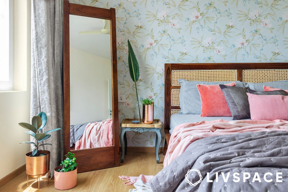 colourful bedding arranged in a eclectic bedroom design